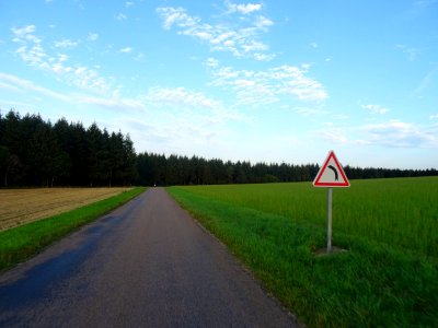 Sur une petite route entre Santenoge et Auberive, Haute-Ma… 