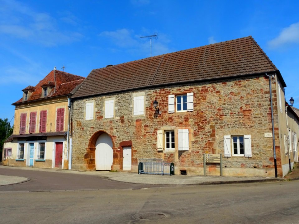 Maisons, Guillon, Yonne 