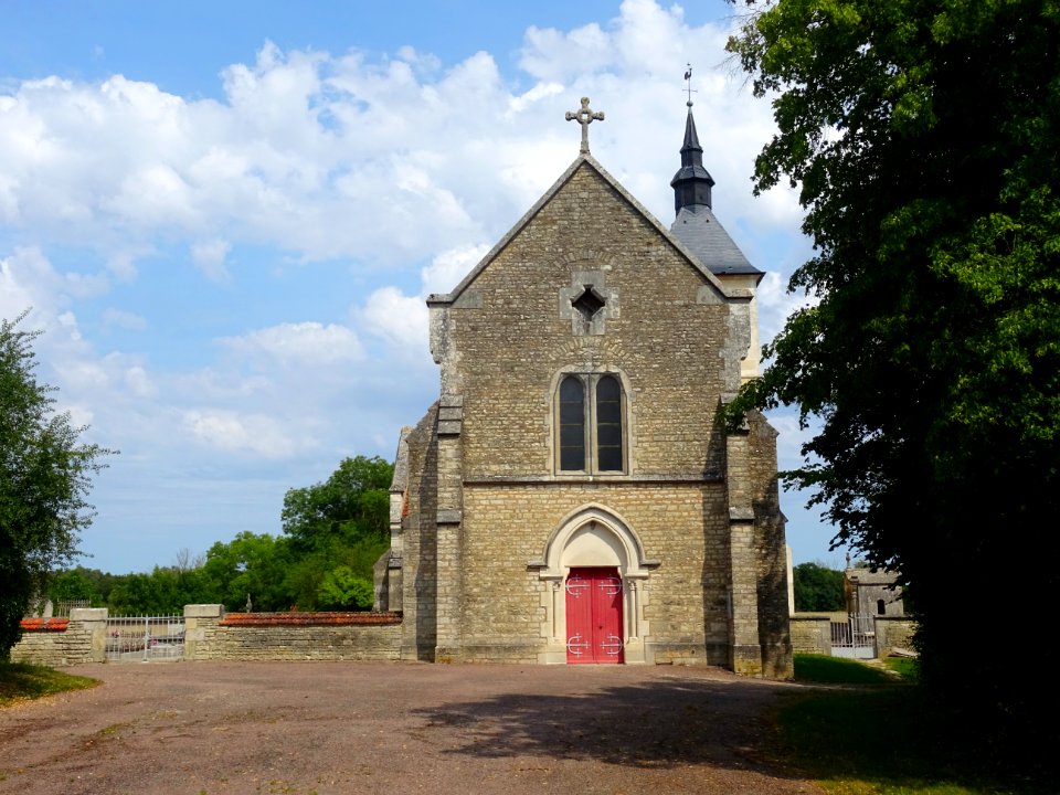 Eglise Saint-Aignan, Moulins-en-Tonnerrois, Yonne 