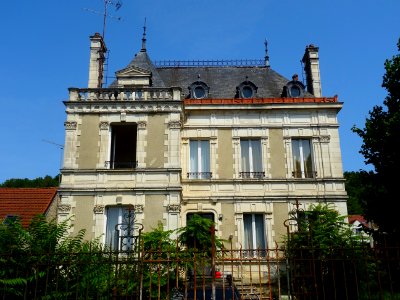 Belle demeure, Ancy-le-Franc, Yonne 
