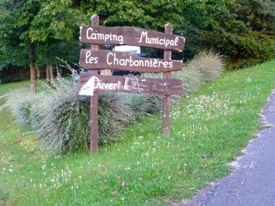 Après 175 km ... je suis content d'être arrivé au camping … 
