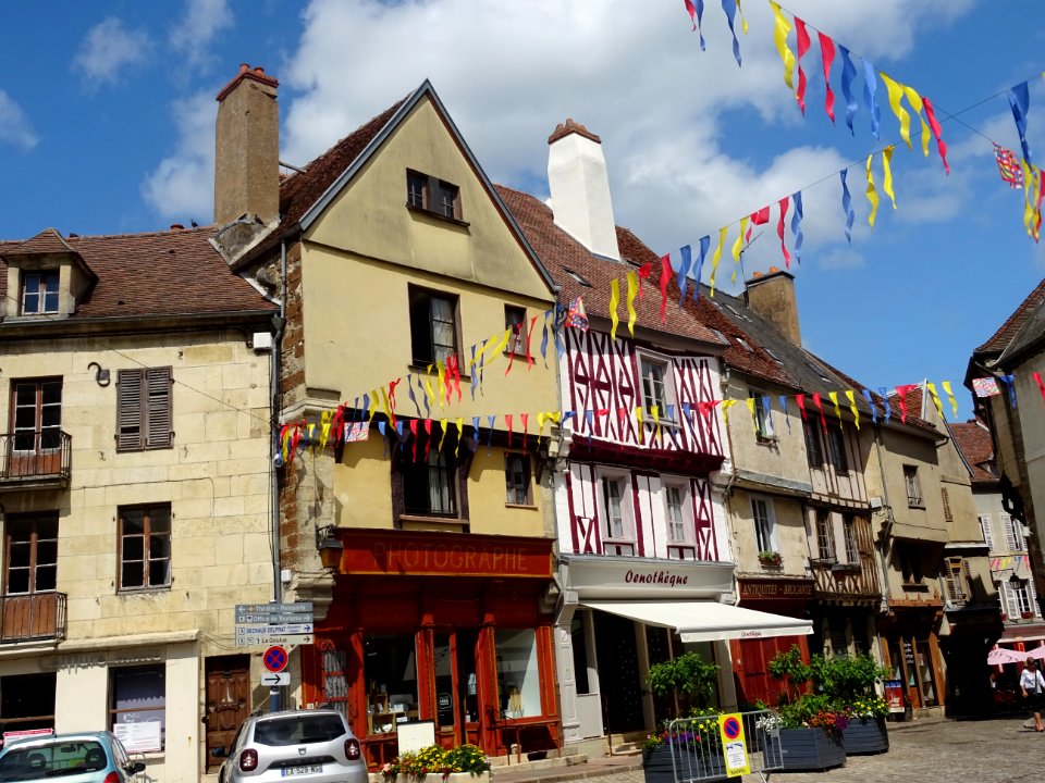 Le vieux centre, Semur-en-Auxois, Côte-d'Or 