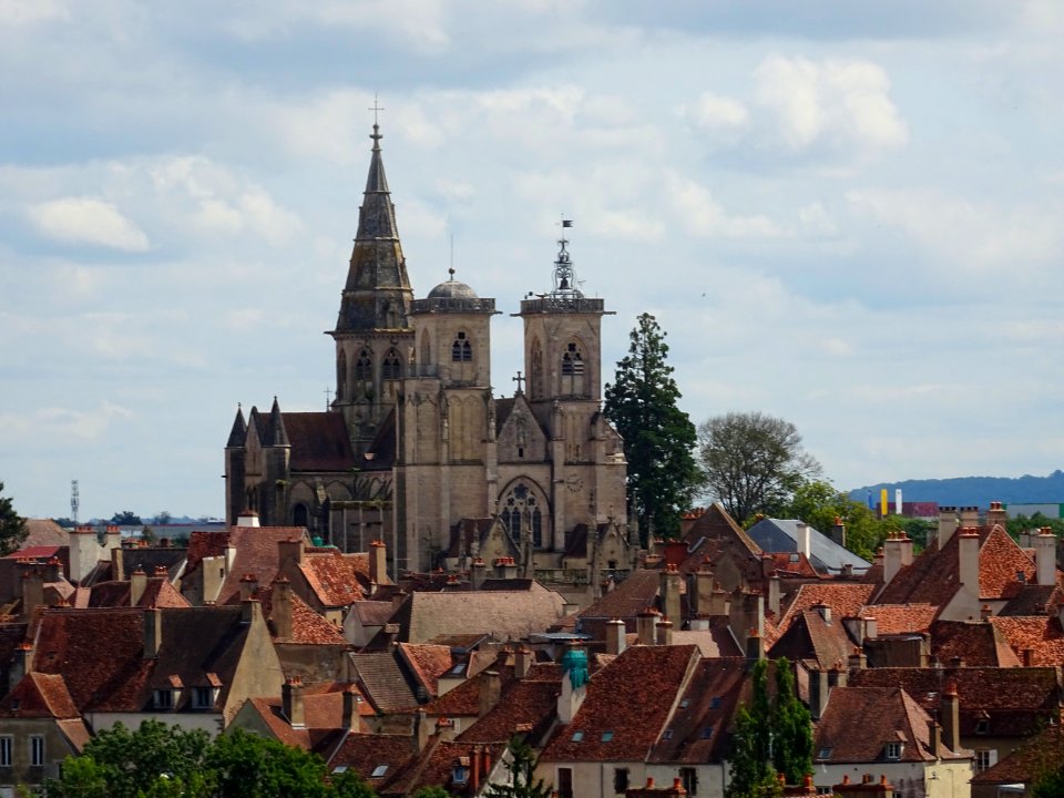 Collégiale Notre-Dame et les toits de la ville, Semur-en-A… 
