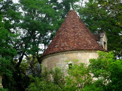 Château de la Cobarde, Arcy-sur-Cure, Yonne 