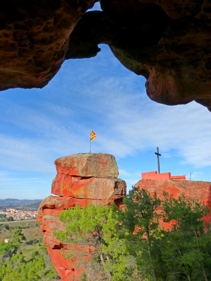 Red sandstone sant gregori falset