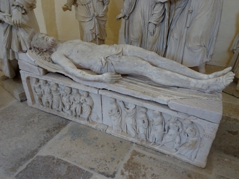 Mise au tombeau du Christ, église Saint-Vorles, Châtillon-… 
