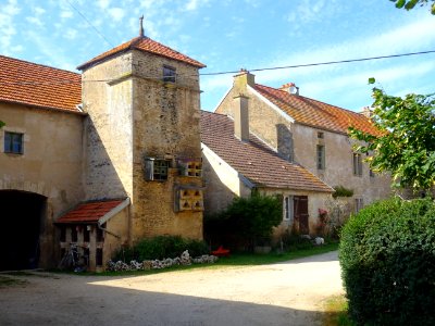 Ferme avec pigeonnier, Bligny-le-Sec, Côte-d'Or 