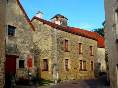 Maisons, Salives, Côte-d'Or 