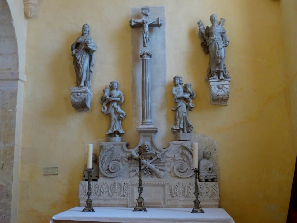 Autel, chapelle de la Croix, église Saint-Vorles, Châtillo… 