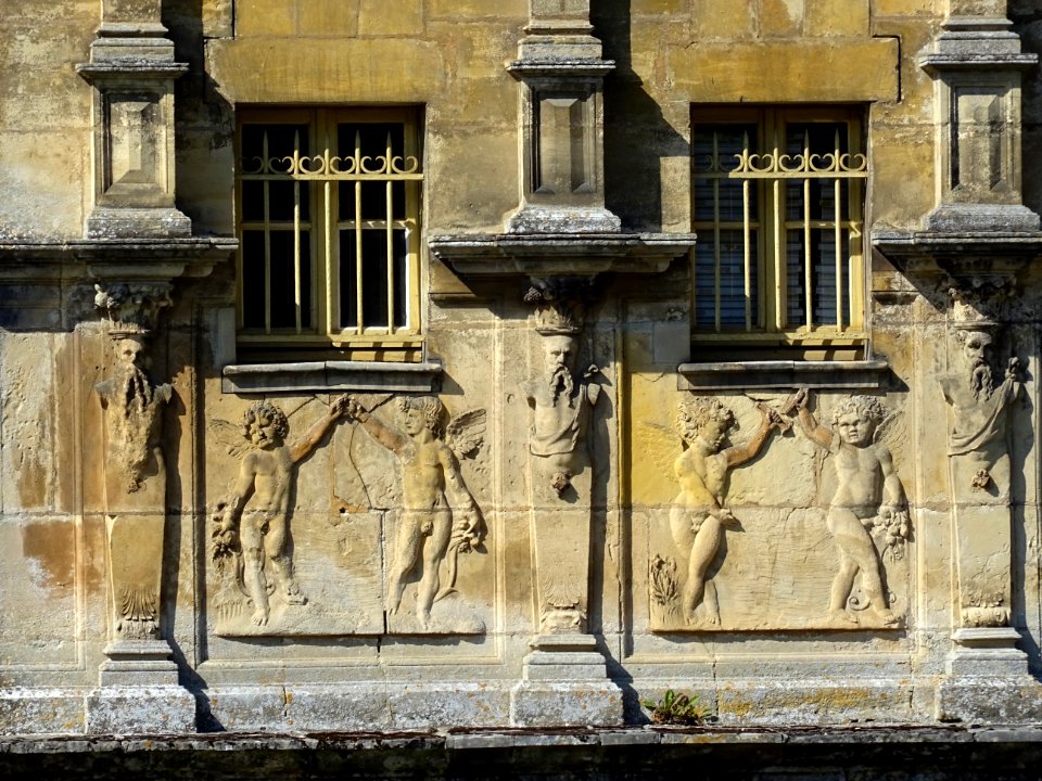 Détail de la façade du château du Grand Jardin, Joinville,… 