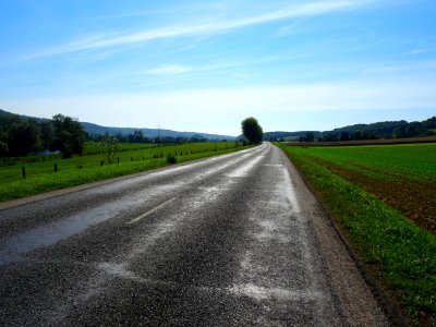 Sur la route entre Rachecourt-sur-Marne et Breuil-sur-Marn… 