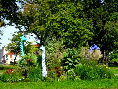 Girafes et fleurs dans le square Boulingrin, Chaumont, Hau… 