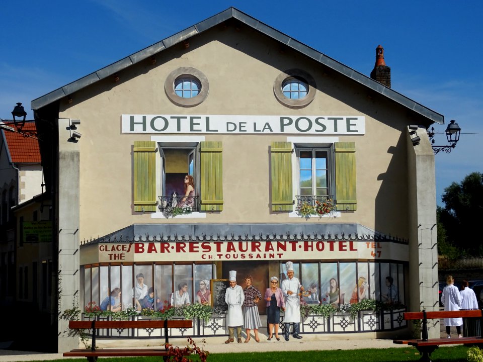 Hôtel de la poste, fresque murale réaliste, Joinvile, Haut… 
