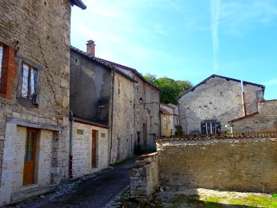 Maisons, Vignory, Haute-Marne 