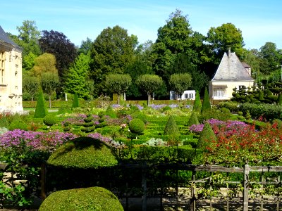 Dans les jardins du château du Grand Jardin, Joinville, Ha… 
