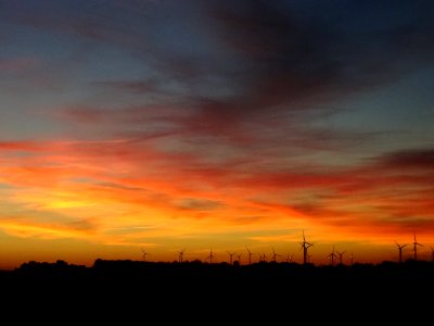 Fabuleux coucher de soleil ... photographié à travers les … 