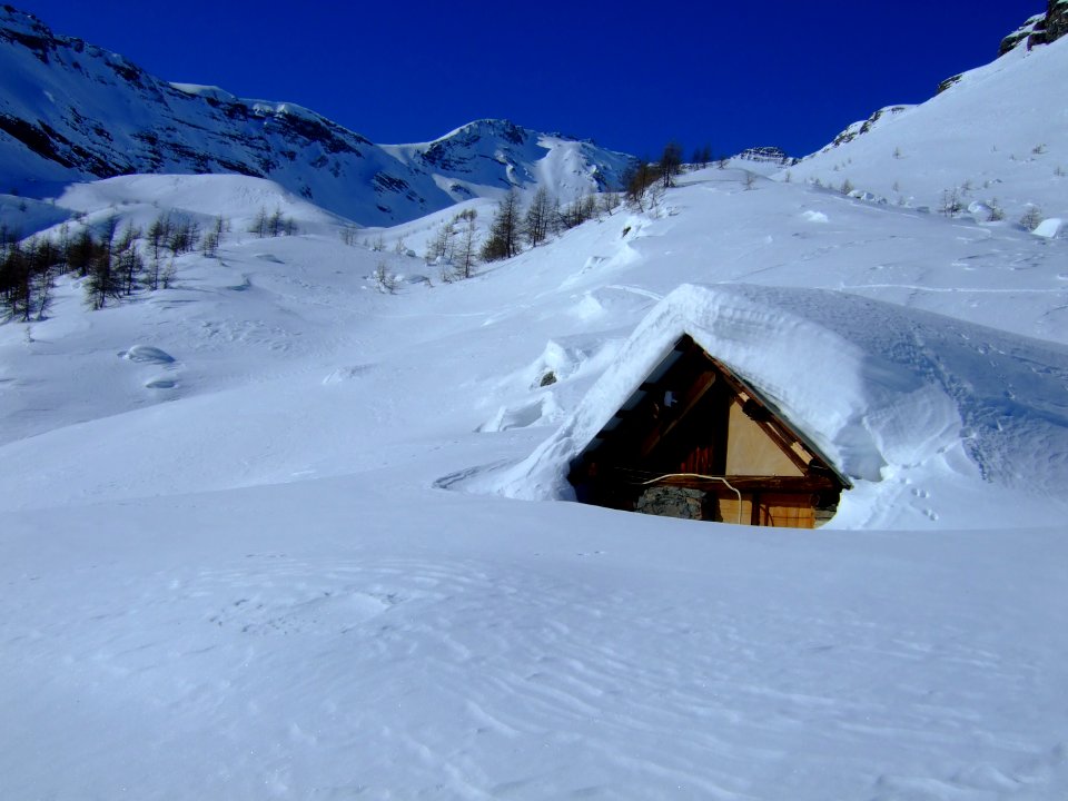 Cabane des Grands Plans, vallon de Narreyroux 
