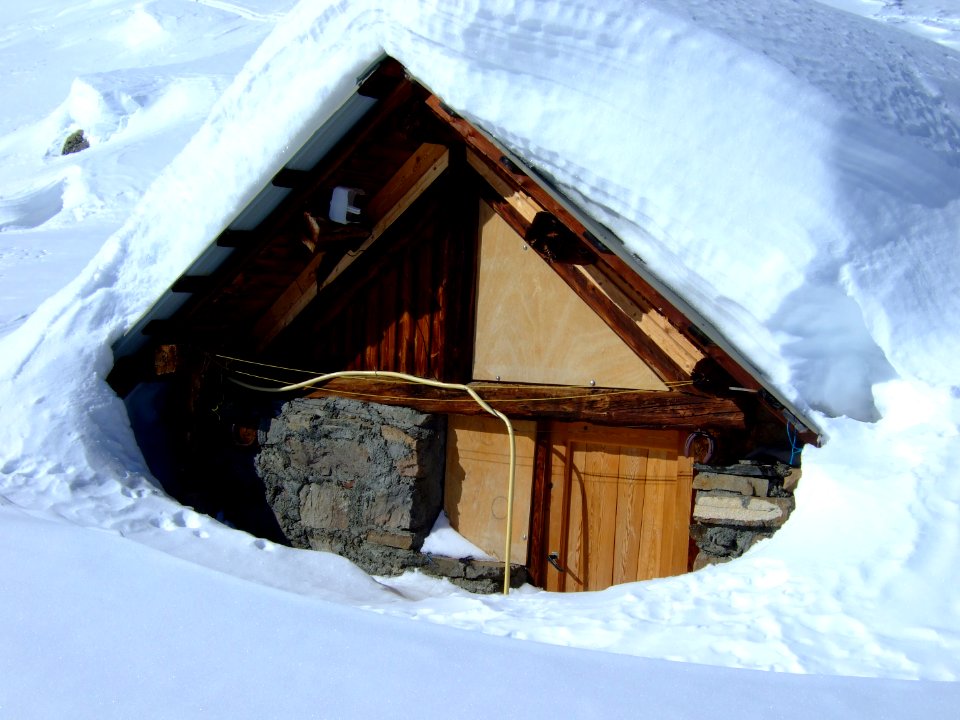 Cabane des Grands Plans, vallon de Narreyroux 