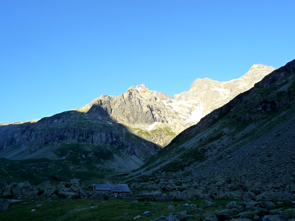 Cabane du Jas Lacroix, vallon de la Selle 