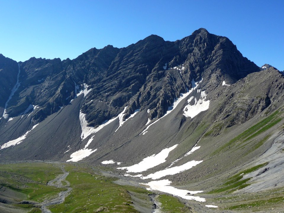 Vue depuis le Pas de la Cavale sur les Serres 