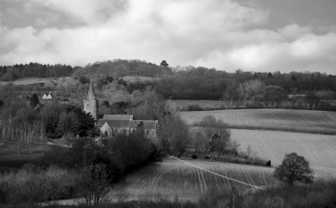 381 kent Lamberhurst Church photo