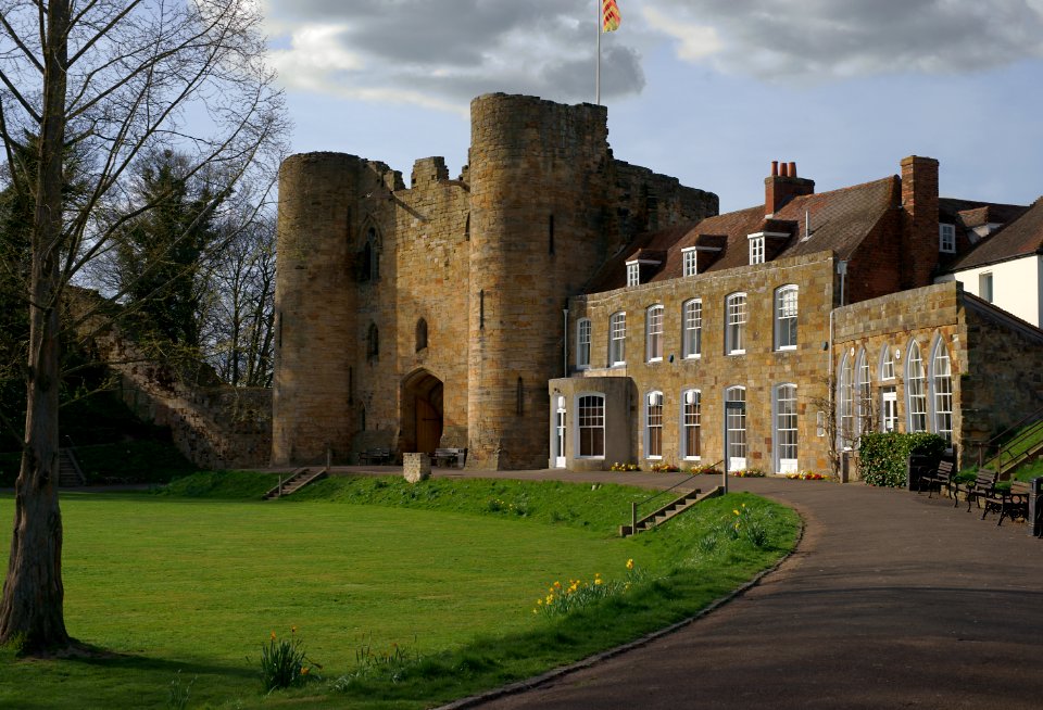 297 kent Tonbridge Castle 