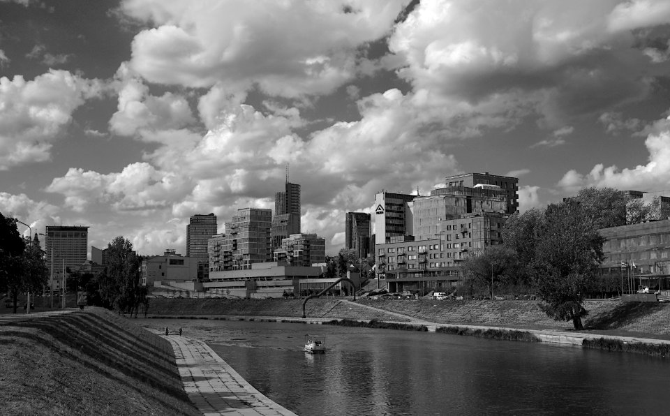 293 vilnius River Neris 