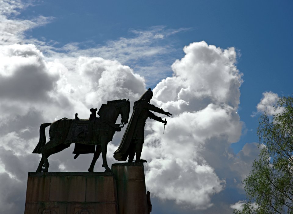 283 vilnius Gediminas Statue 