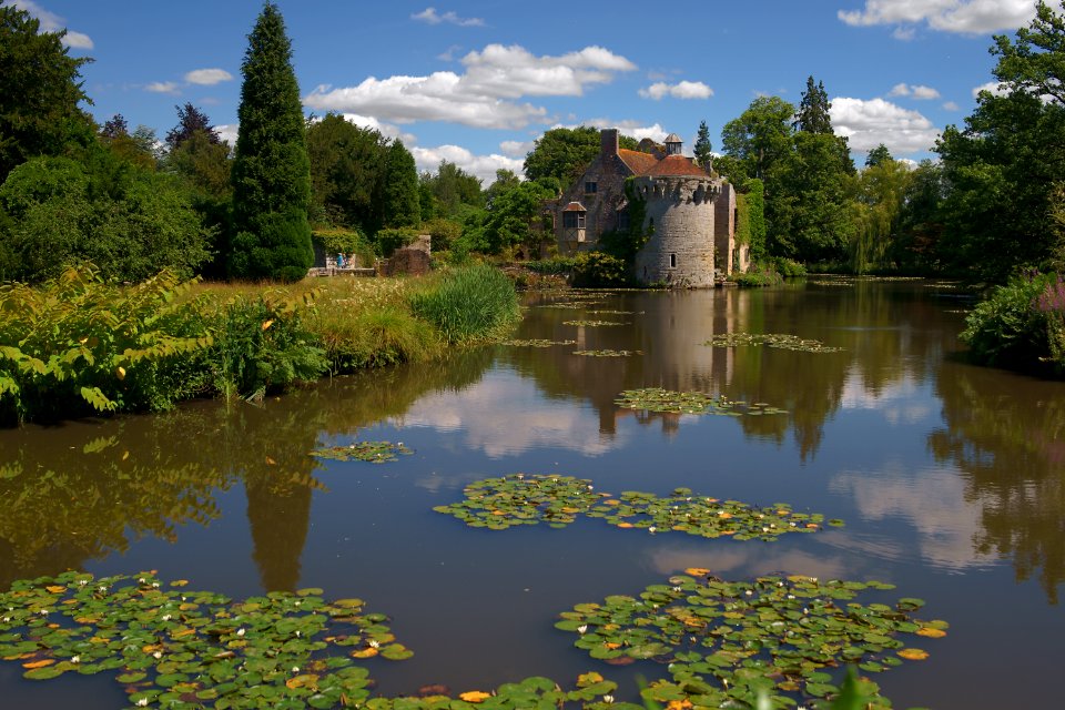 243 kent Scotney Castle colour photo