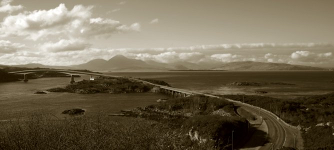 65 highlands Skye Bridge photo