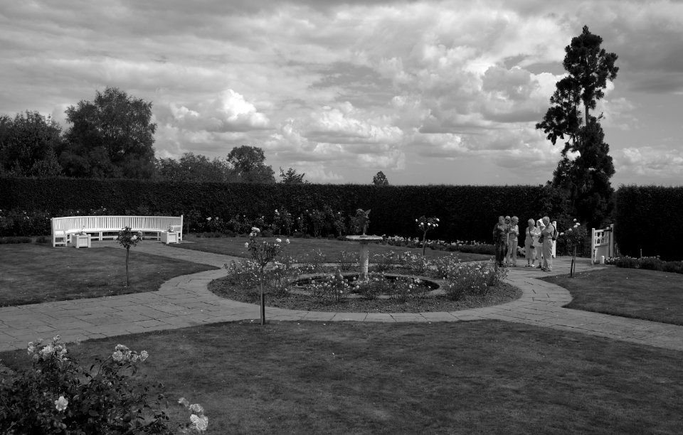 206 kent Emmetts Garden 