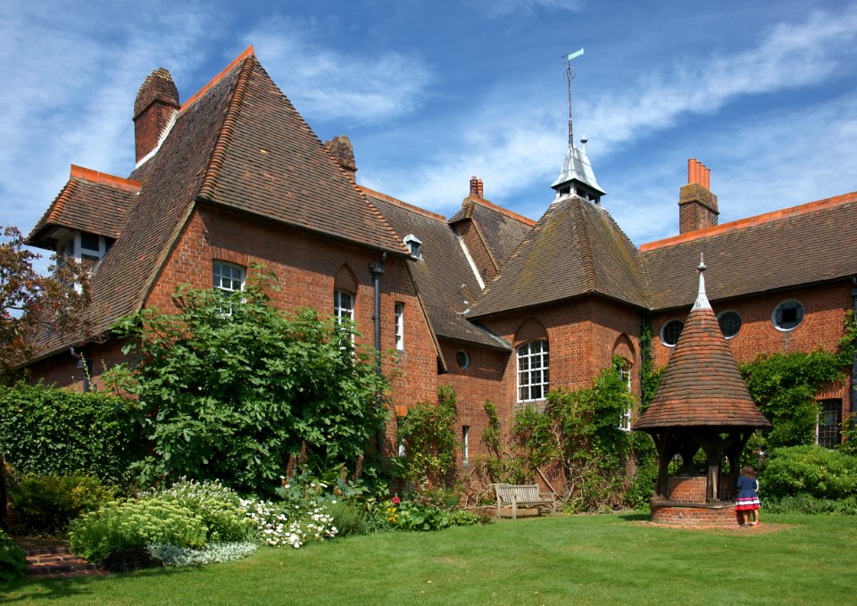 145 bexley The Red House 