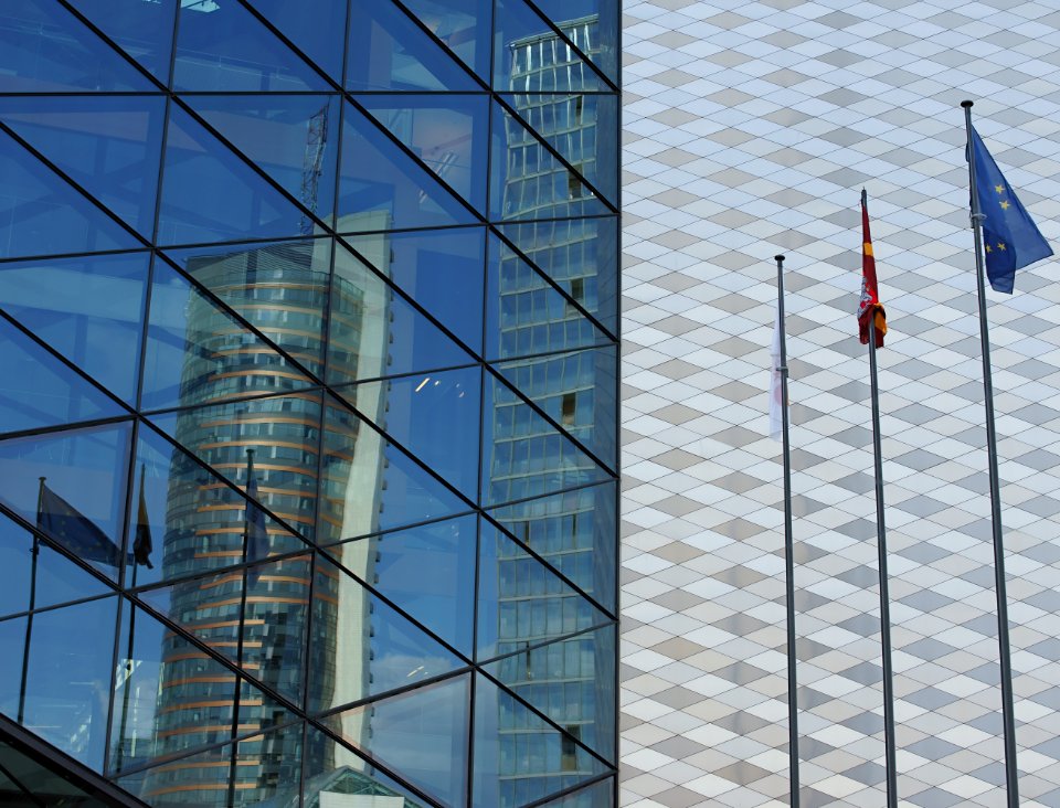 65 vilnius Swedbank Reflections 