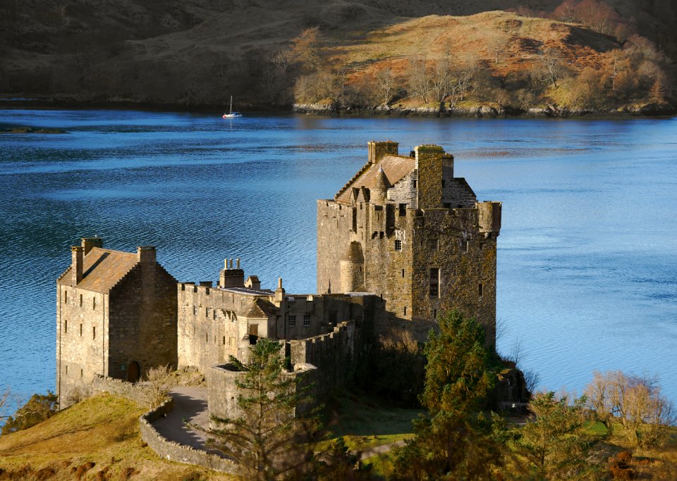 46 highlands Eilean Donan Castle 