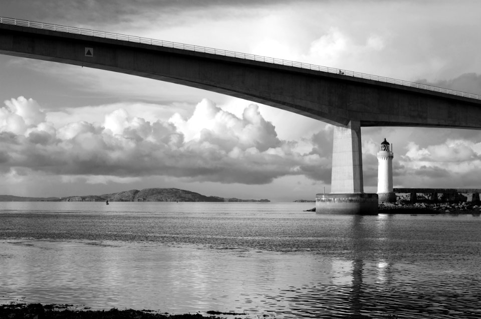 26 highlands Skye Bridge 