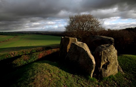 98 kent Coldrum Longbarrow photo