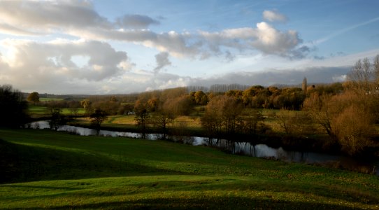 91 kent River Medway at Teston photo