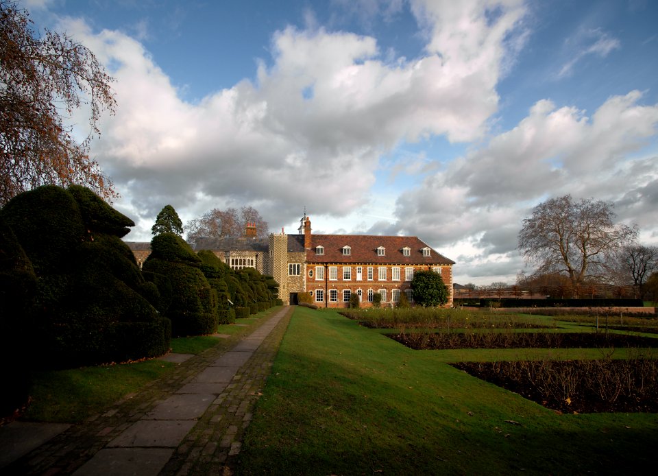 98 bexley Hall Place 