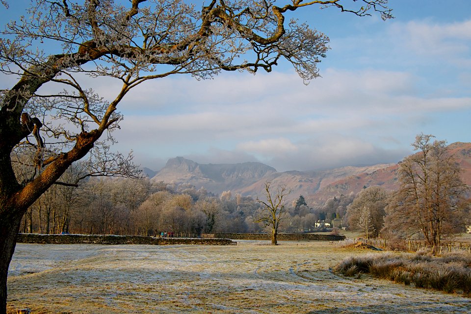 59 lake district Langdale Pikes photo