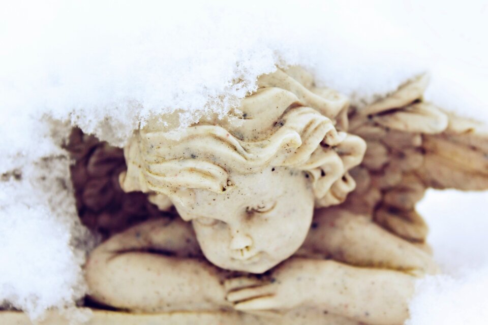 Art guardian angel sculpture
