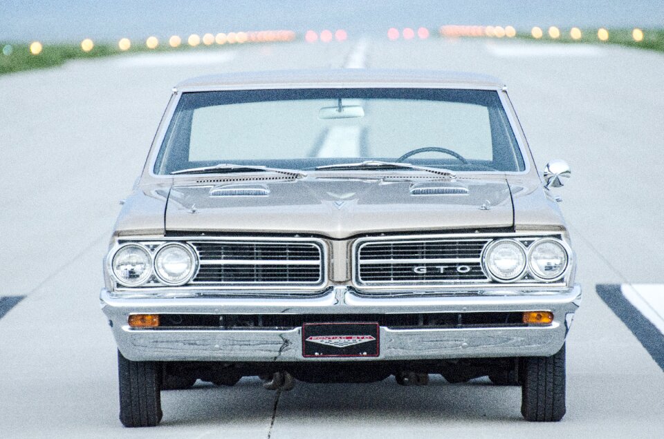 Perspective car muscle