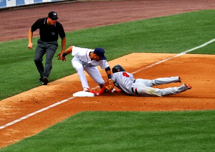 Umpire third base allentown photo