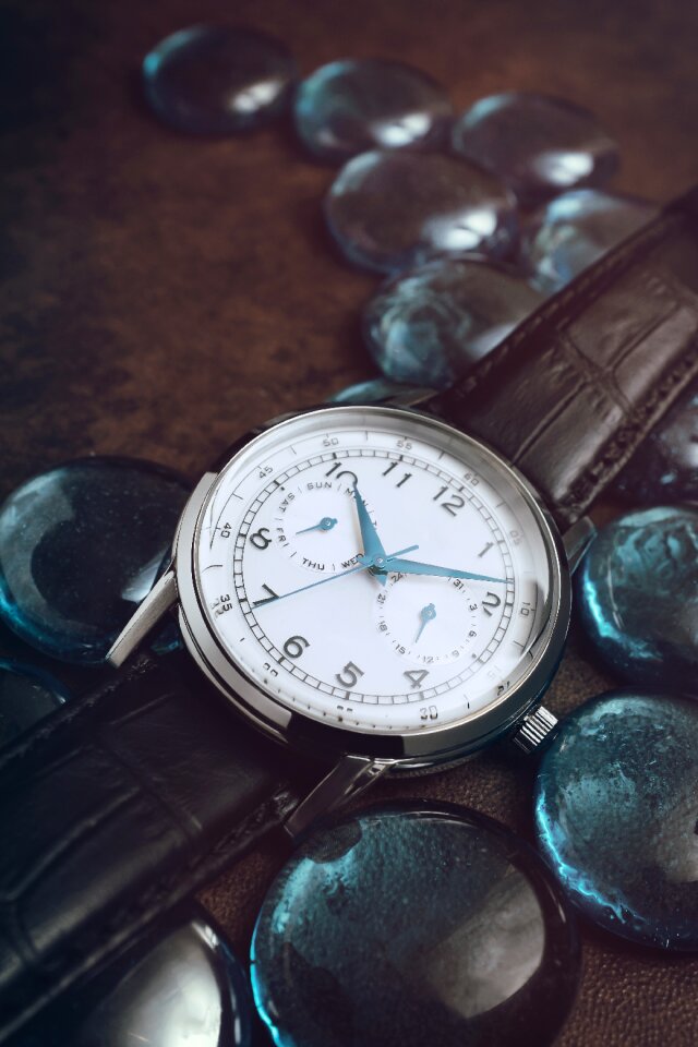 Time fashion clock