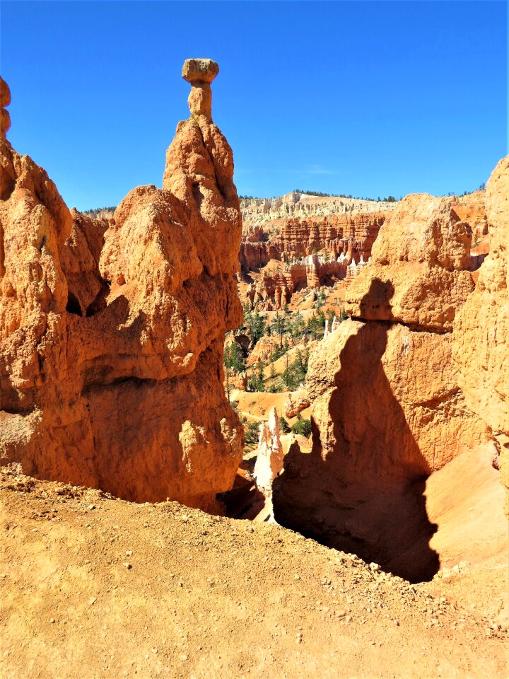 Red sandstone hiking utah