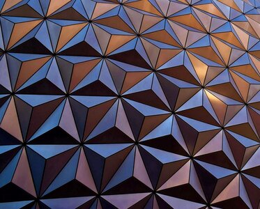 Triangles 3d brown