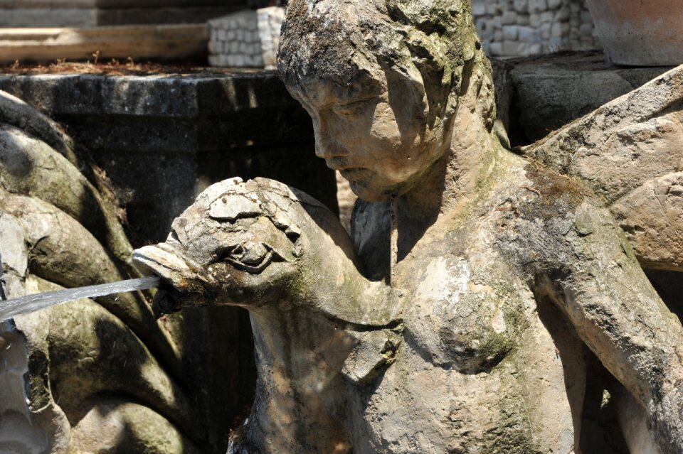 Italy water sculpture