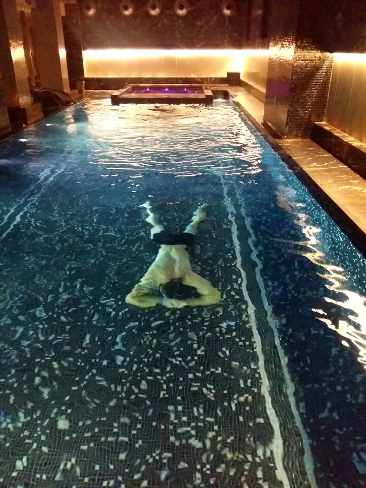 Pool fit relaxation