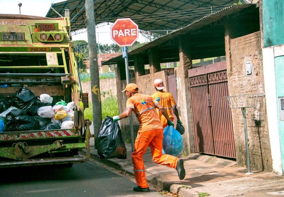 Trash street-sweeper collection