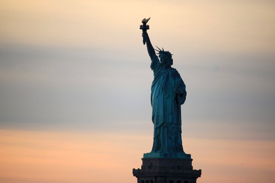 United states statue backlight