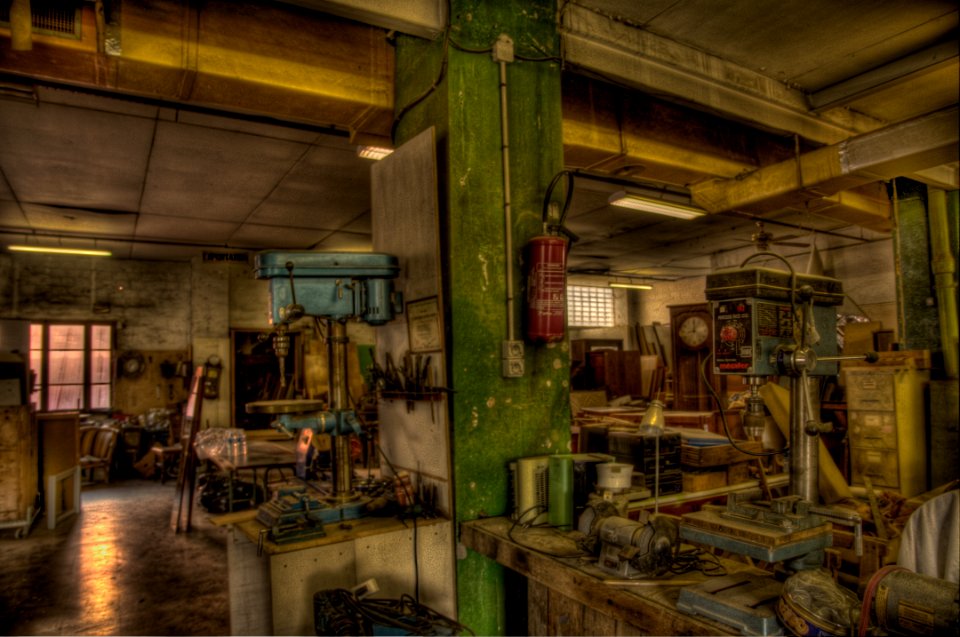 DSC_3713_4_5_6_7_8a_tonemapped 